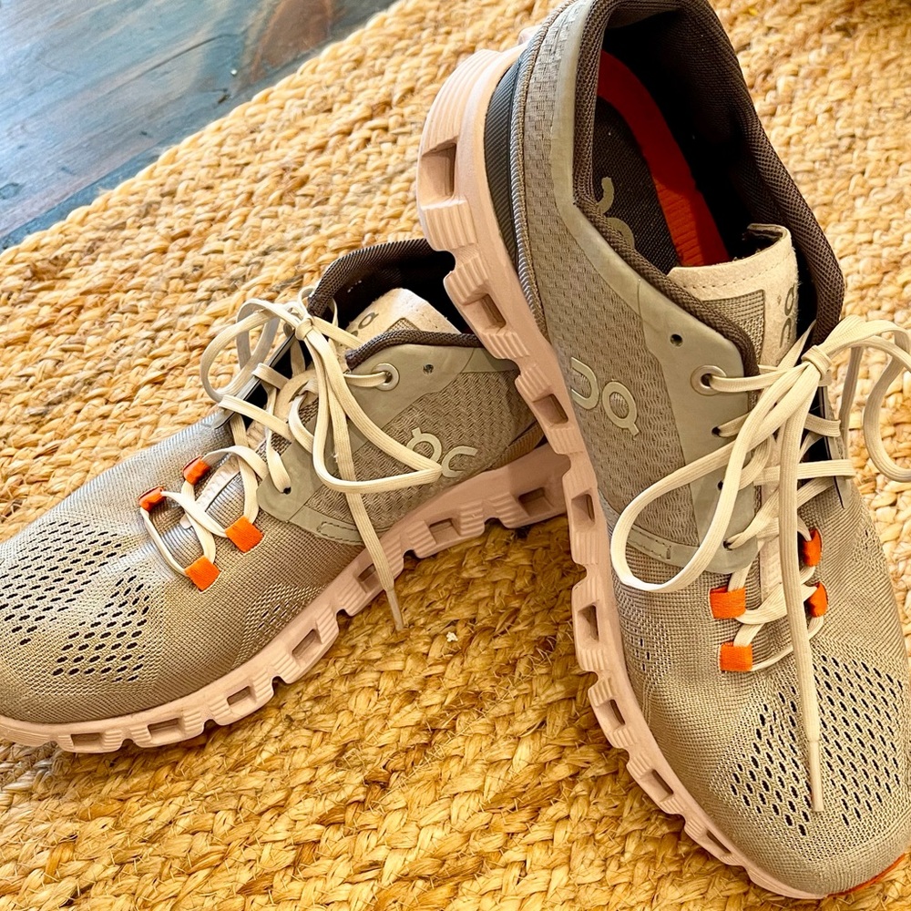 On Running Women’s Athletic Shoes in Gray and Orange